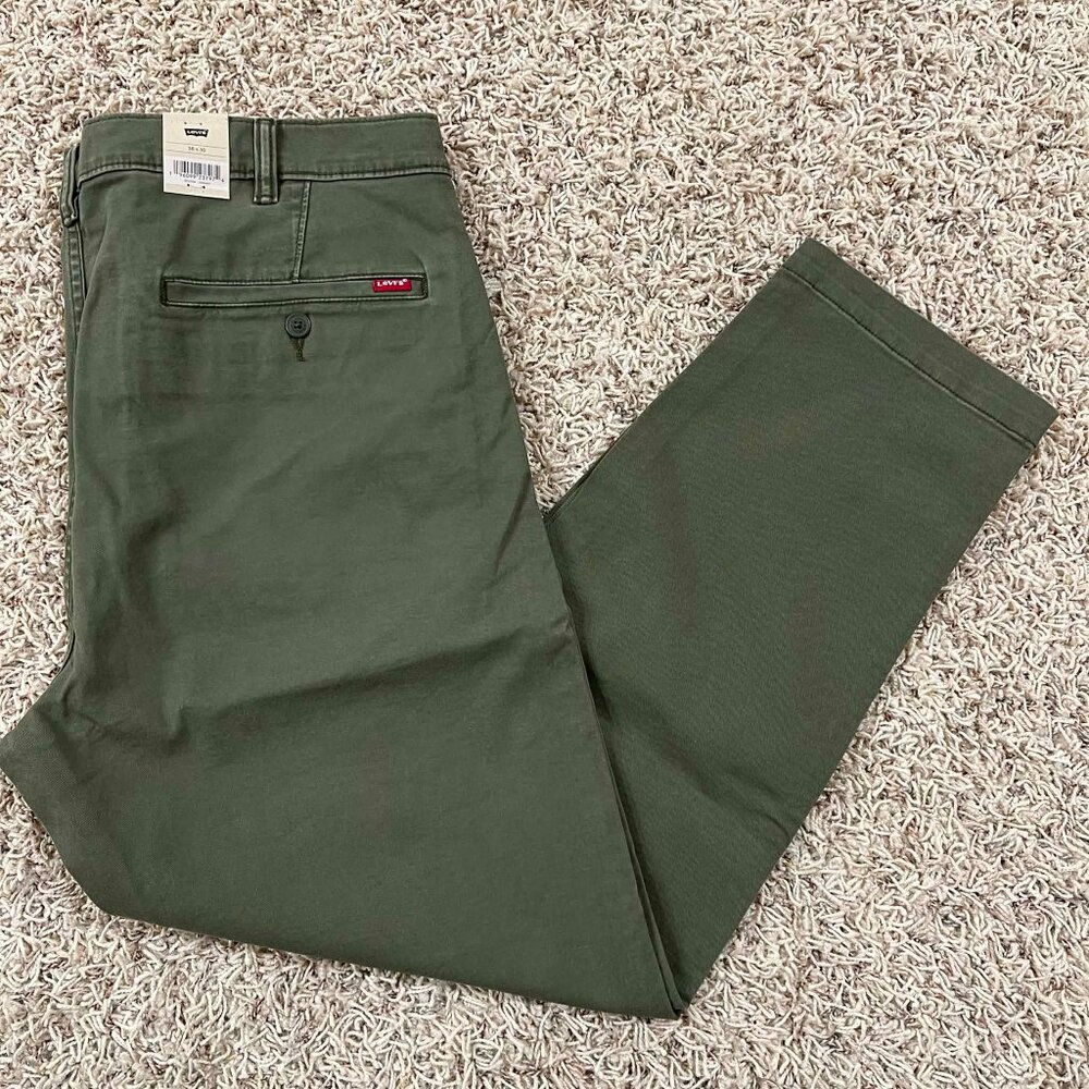 Levi’s Men's XX Chino Standard Taper Fit Stretch Pants Green, Size 38x30 (New)